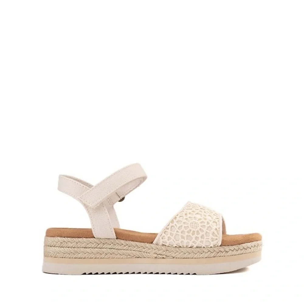 Toms Cream Crochet Espadrille Sandals - Picture 6 of 9